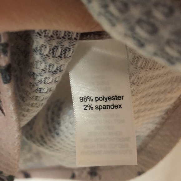 Maurice’s mauve hooded thermal top - Picture 6 of 6